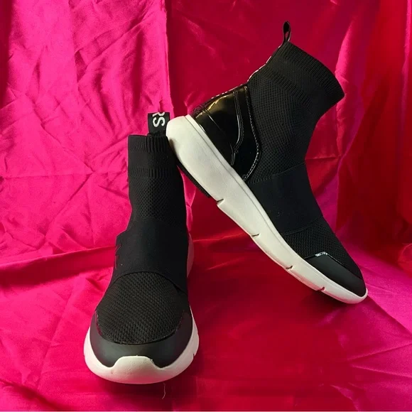 Michael Kors Black hi top ,and White sneakers 7.5 - Picture 2 of 11